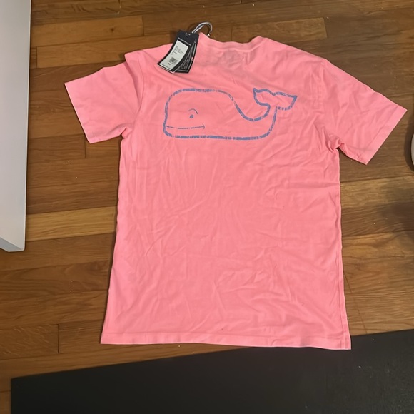 Pink Vineyard Vines Teeshirt XS NWT - Picture 2 of 3